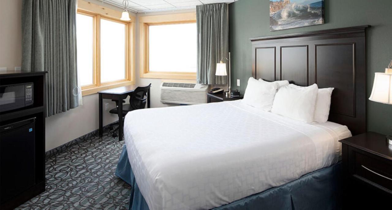 Park Point Marina Inn Дулут Экстерьер фото