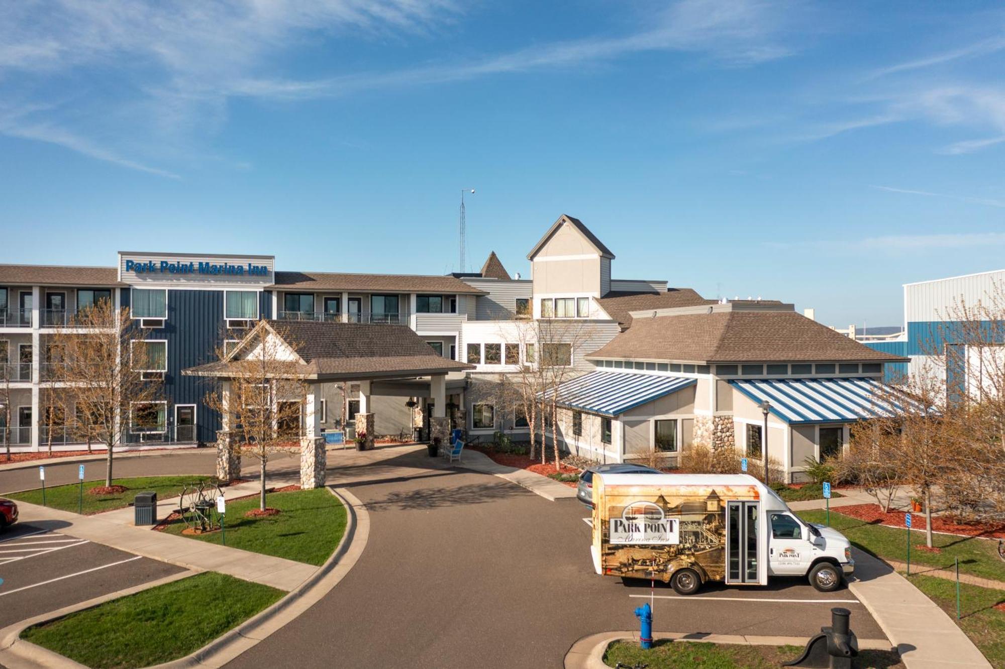 Park Point Marina Inn Дулут Экстерьер фото